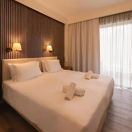 Chrispy Living Ex Nefeli Otel