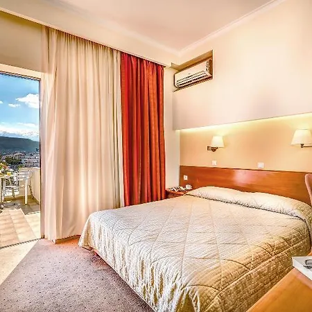 Chrispy Living Ex Nefeli Hotel 3*
